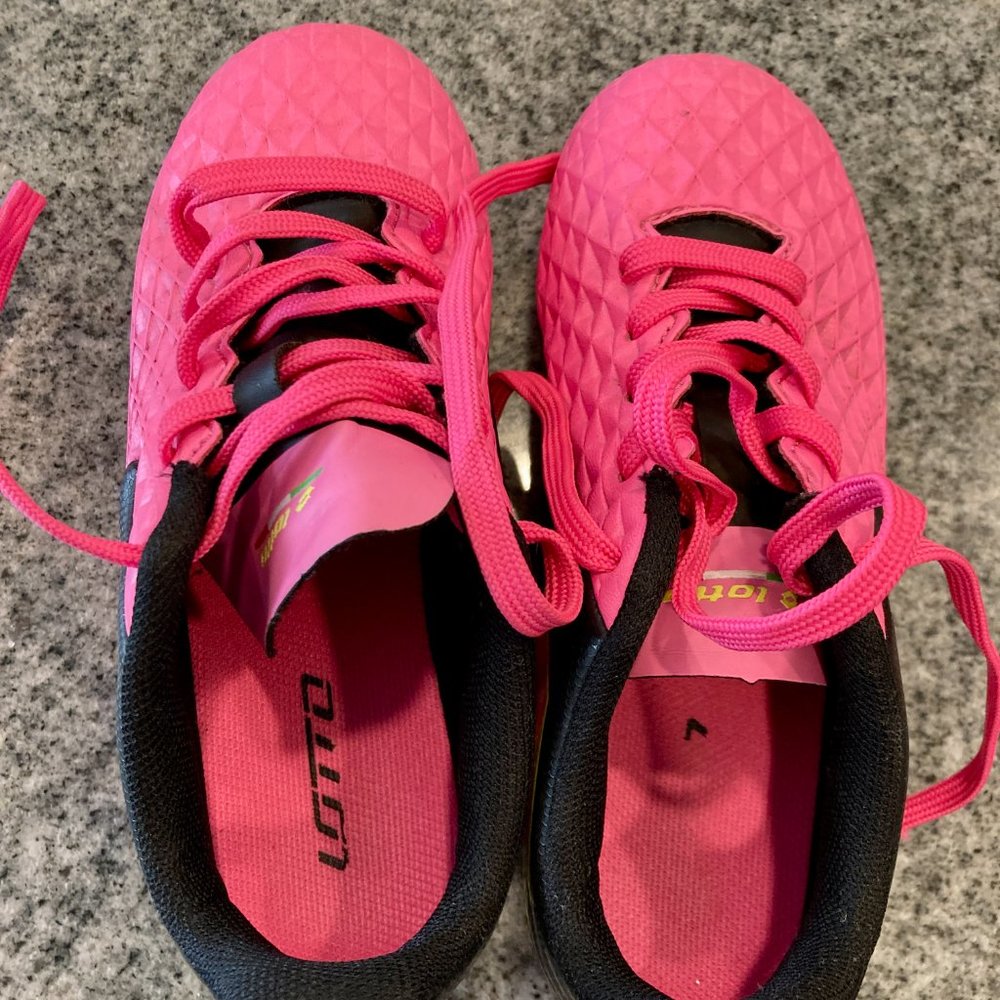 Girls Soccer Cleats Lotto Size 13